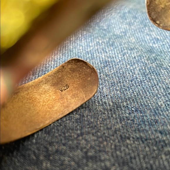Old Pawn Vintage .925 Sterling Silver Bracelet with Moss Green Amber Stone - Picture 9 of 9